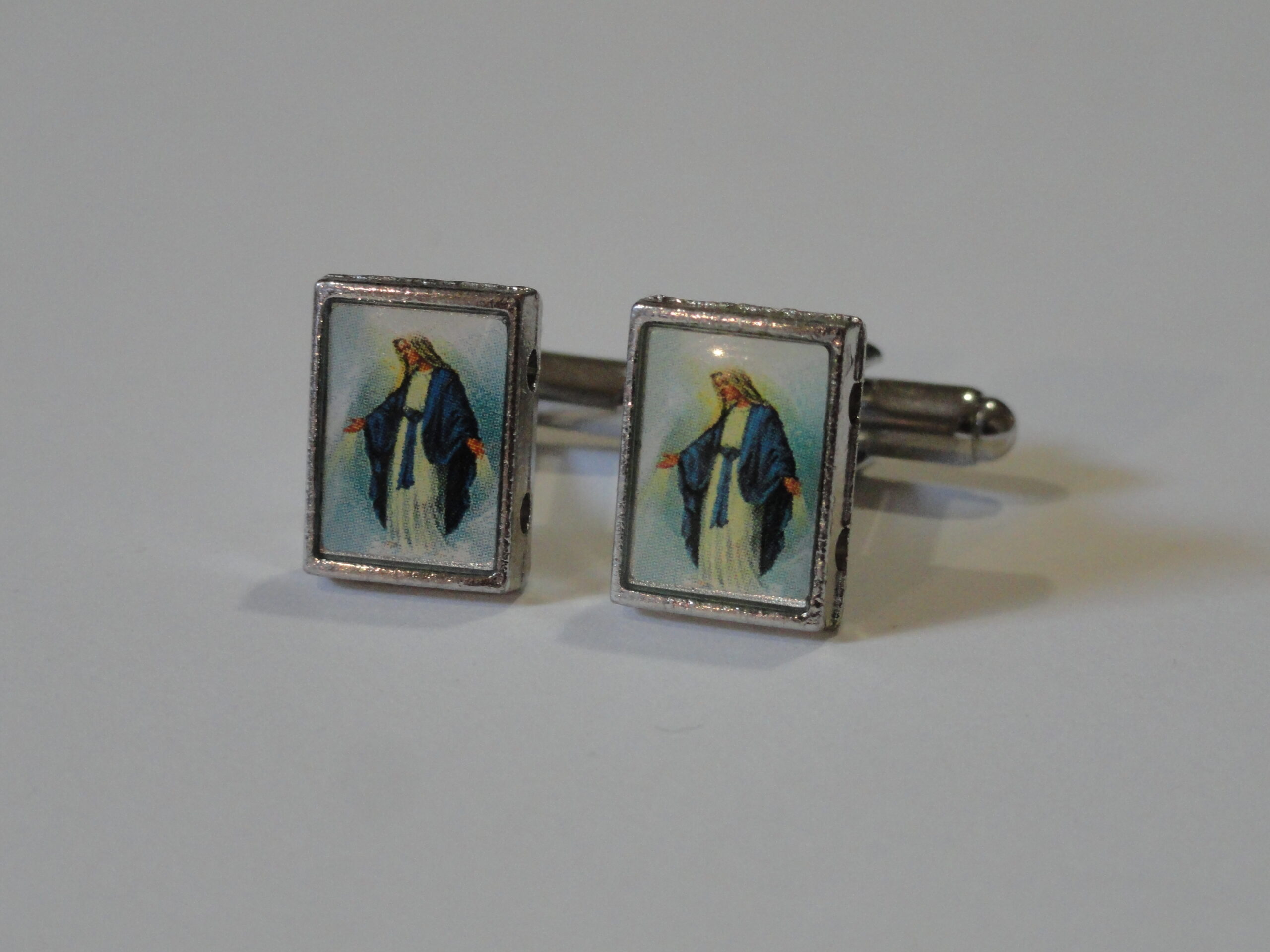 2 Virgin Mary Cufflinks Wedding Featured