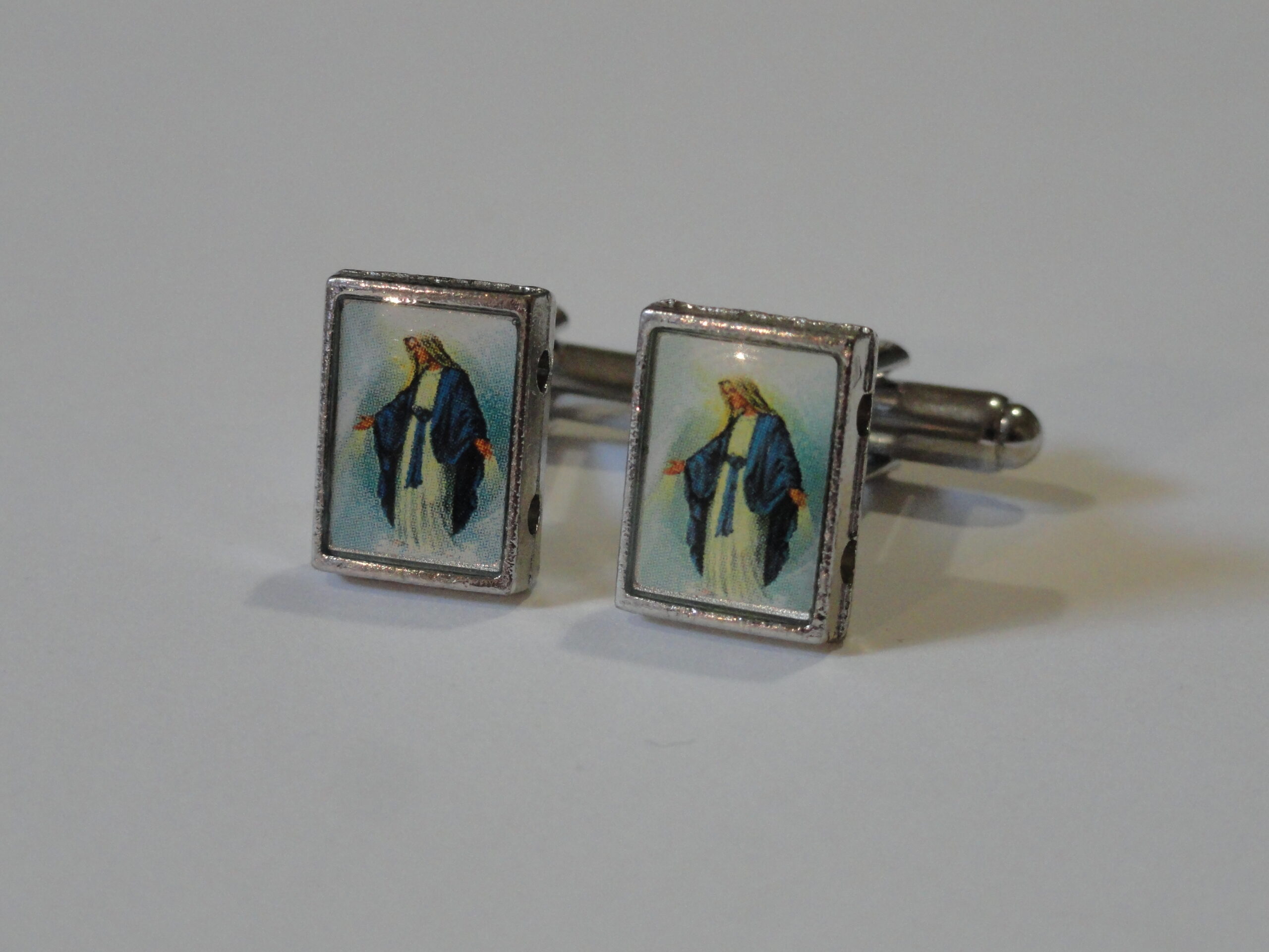 2 Virgin Mary Cufflinks Wedding